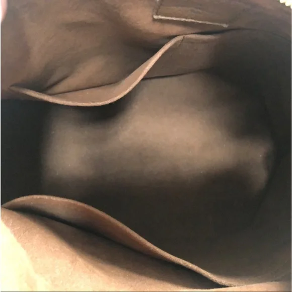 Authentic Louis Vuitton Pallas MM - Picture 5 of 16